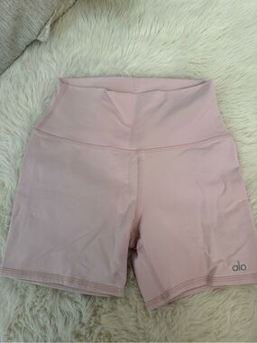 ALO Yoga High-Rise Ballet Pink Bike Shorts 5 inch Airbrush